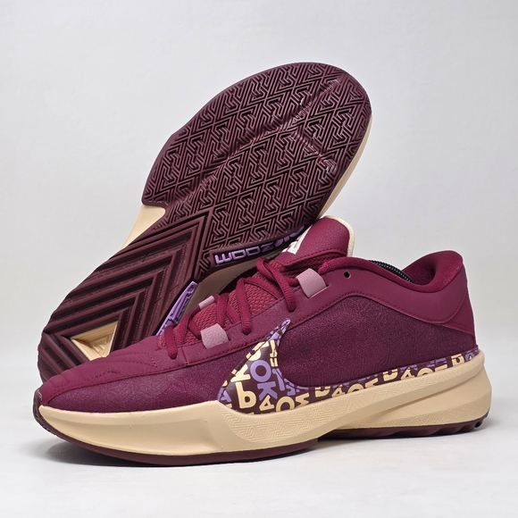 Nike Zoom Freak 5 DX4985-600 Men's Size 11 Noble Red Basketball Shoes New - Picture 1 of 12